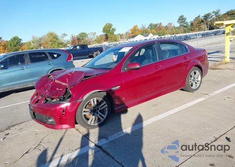 2009 Pontiac G8 из США, поврежденный, VIN 6G2ER57719L232010